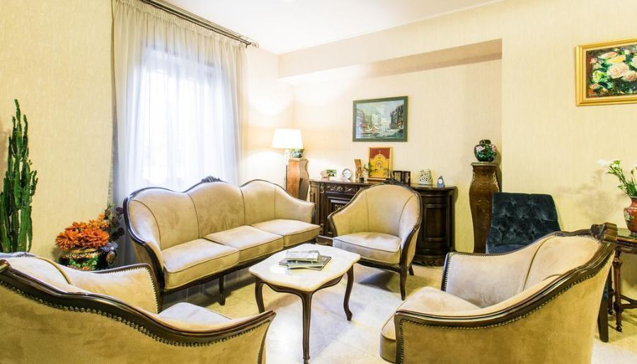 Hotel vip. Vista Hotel Тбилиси. Гостиница VIP Club, Тбилиси. Вип отели Кавказа. Tbilisi Rich Hotel.